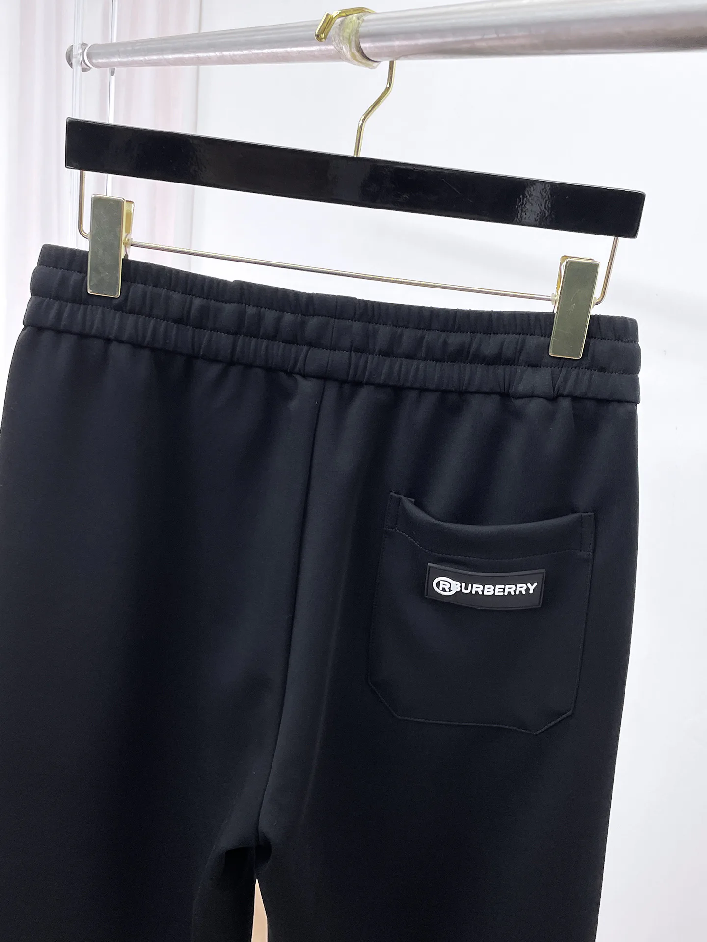 Men's Trousers BURBERRY 18399328