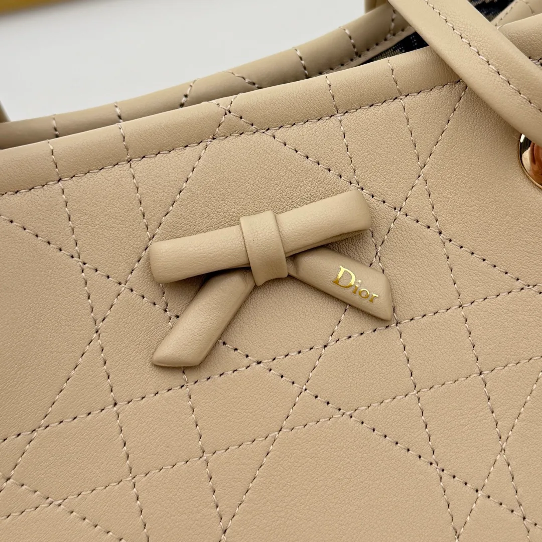 Women's Classic Handbags CHRISTIAN DIOR 18187884