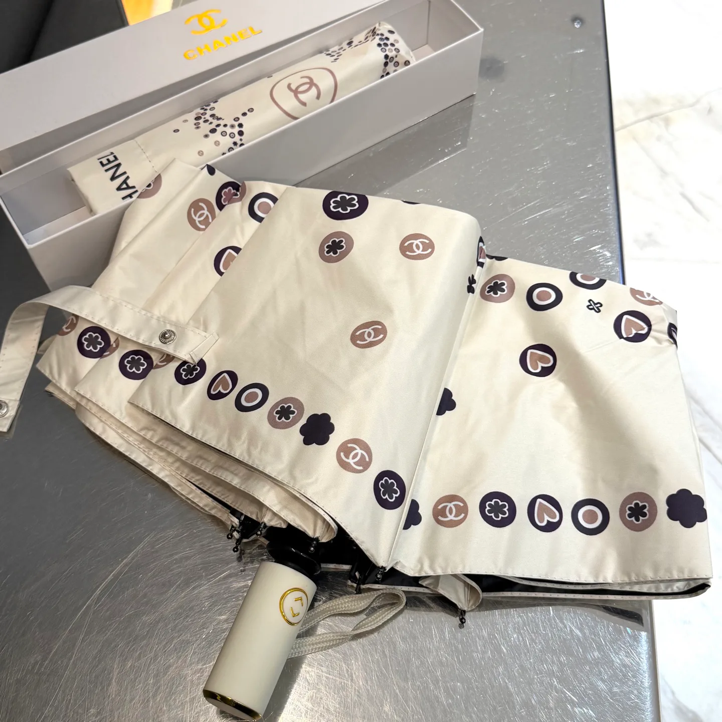 Umbrellas CHANEL 17350233