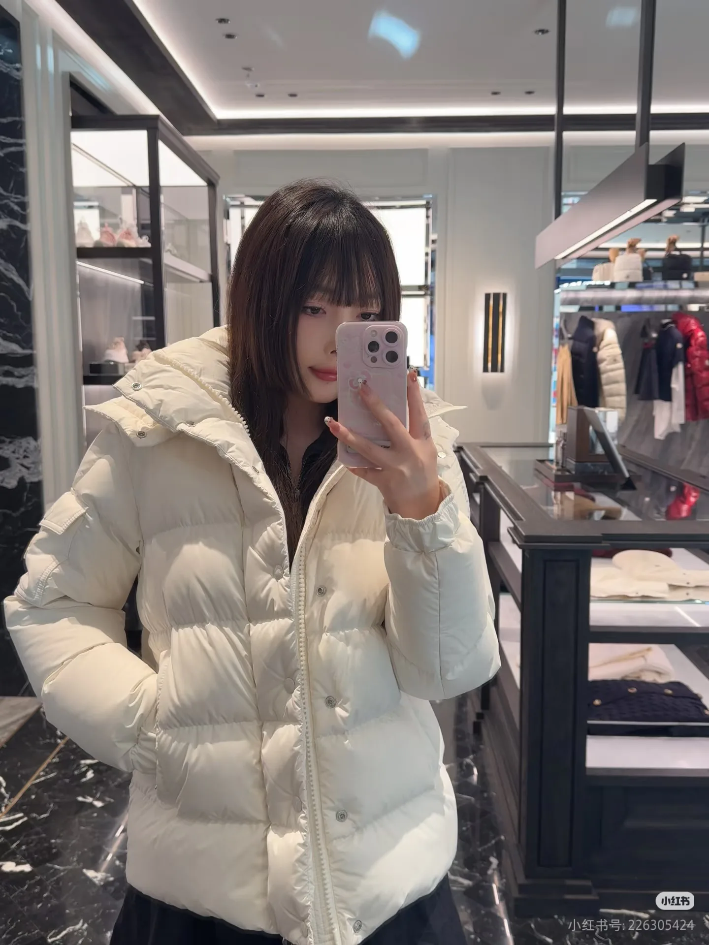 Women's Jackets And Down Jackets MONCLER 18044300