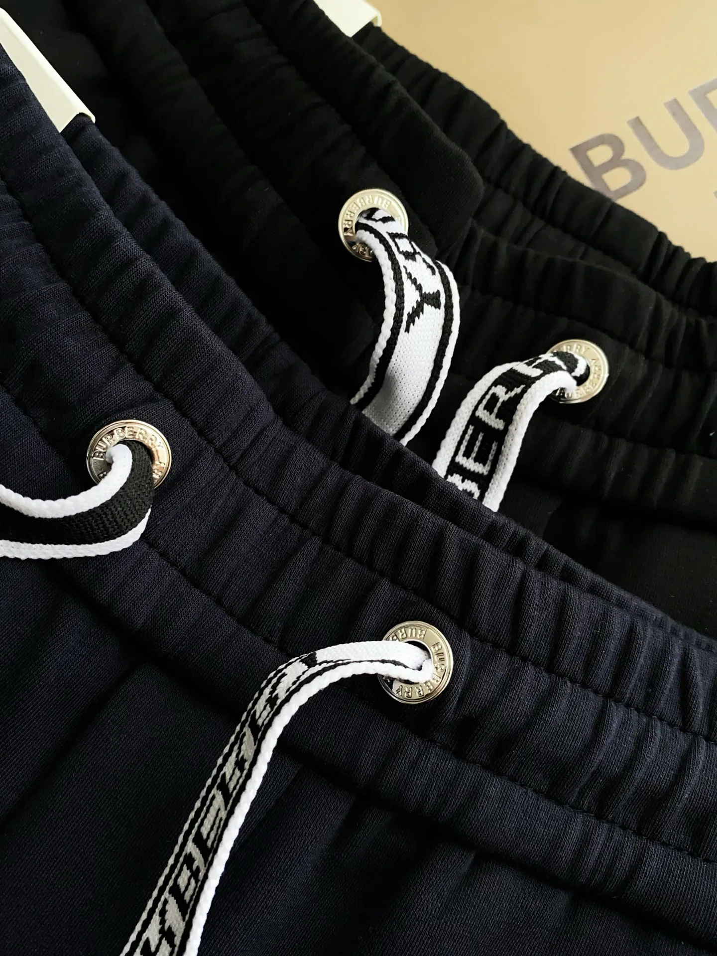 Men's Trousers BURBERRY 18469164