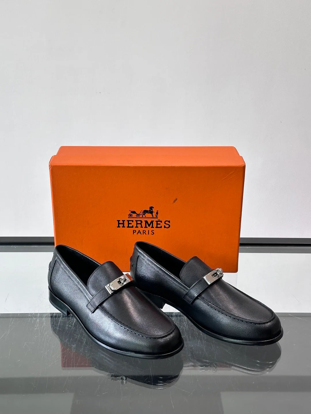 Men's Loafers And Dress Shoes HERMES 18055042