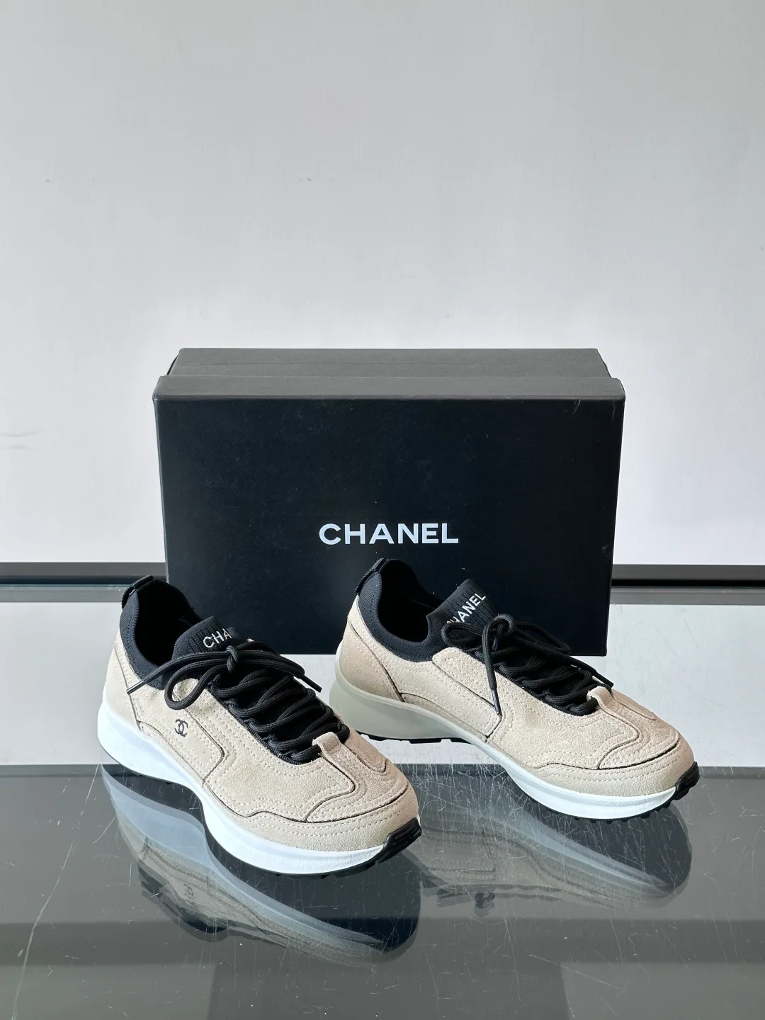 Women's Sneakers CHANEL 18079223