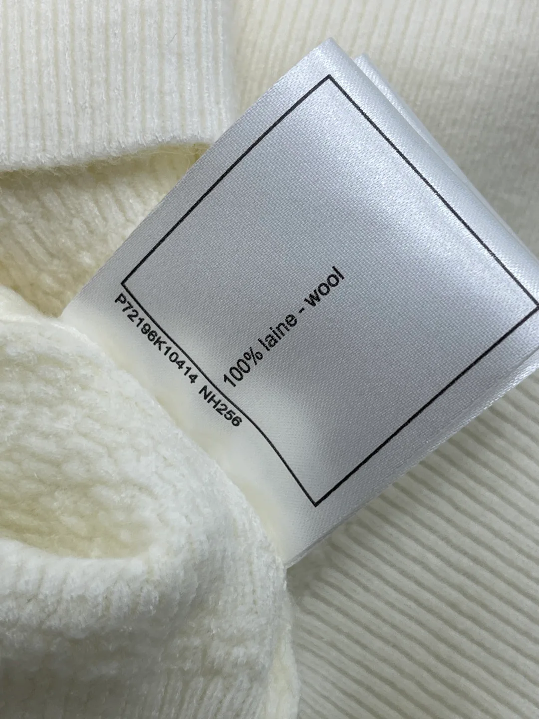 Women's Jumpers And Sweaters CHANEL 17918672
