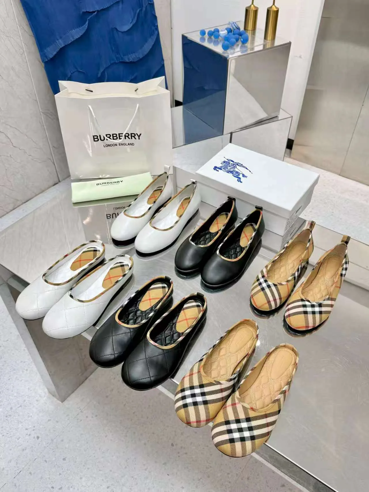 Women's Ballet Flats BURBERRY 17411401