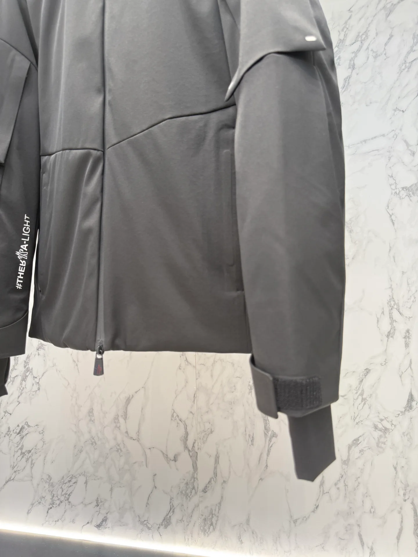 Men's Jackets And Down Jackets MONCLER 18046155