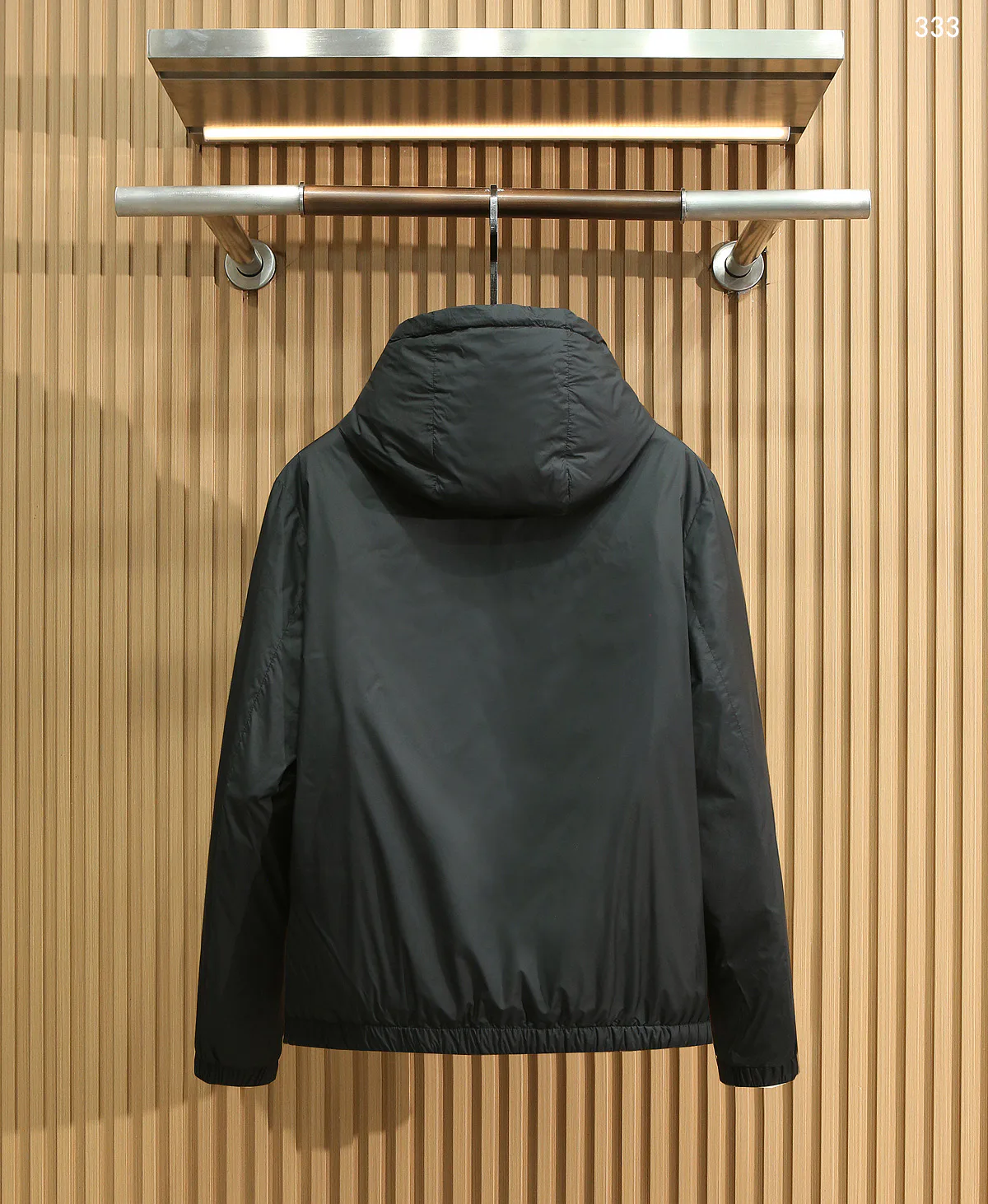 Men's Jackets And Down Jackets MONCLER 18109767