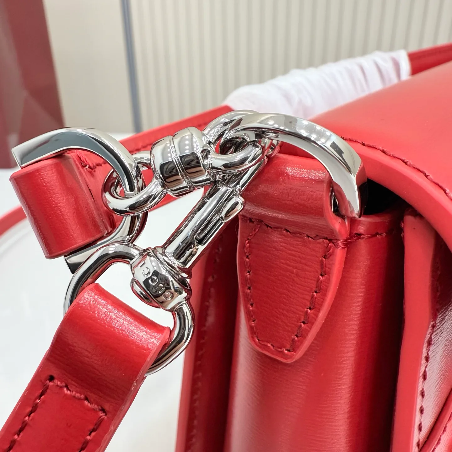 Women's Classic Handbags GUCCI 17947732