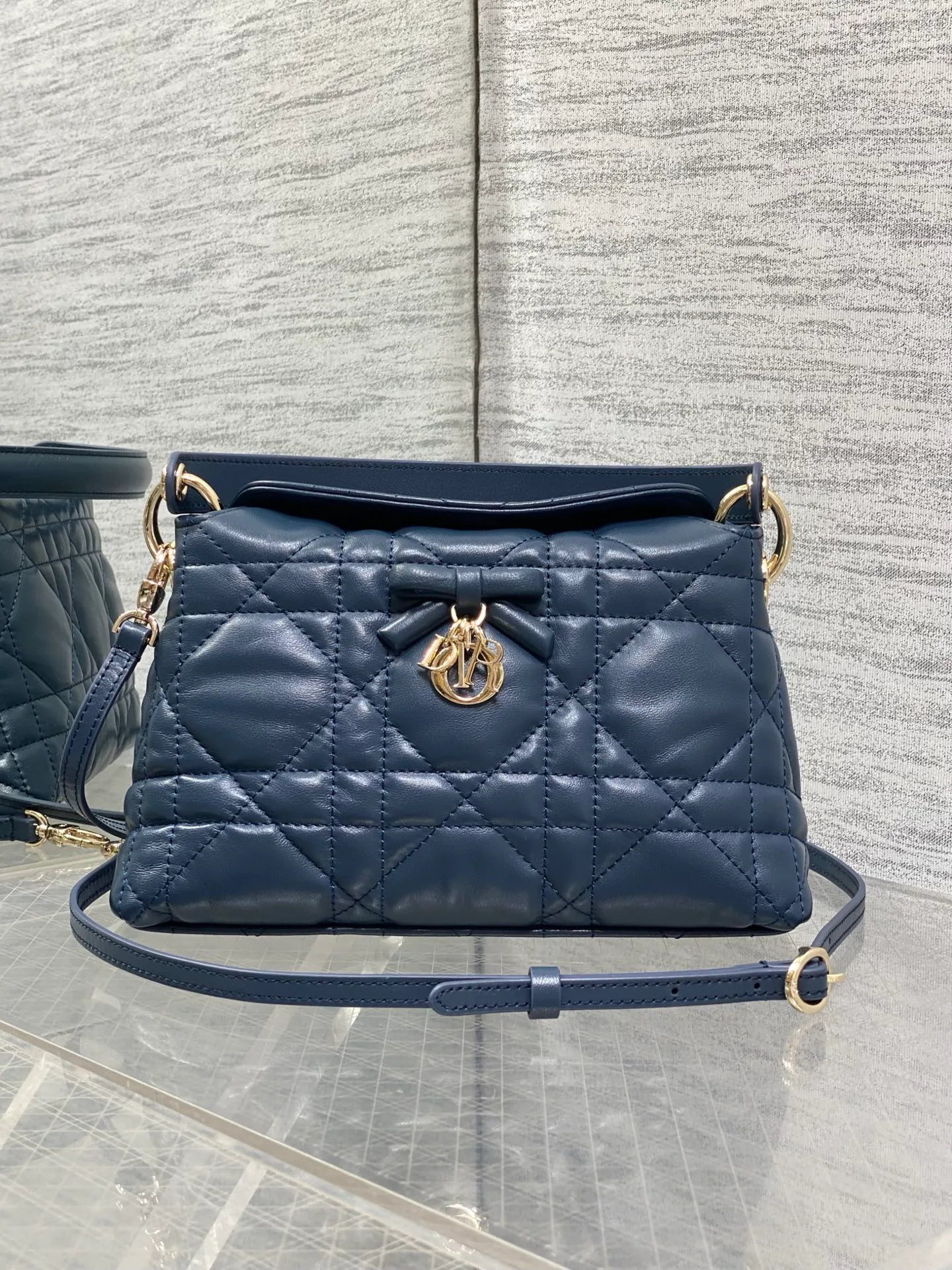 Women's Classic Handbags CHRISTIAN DIOR 18275494