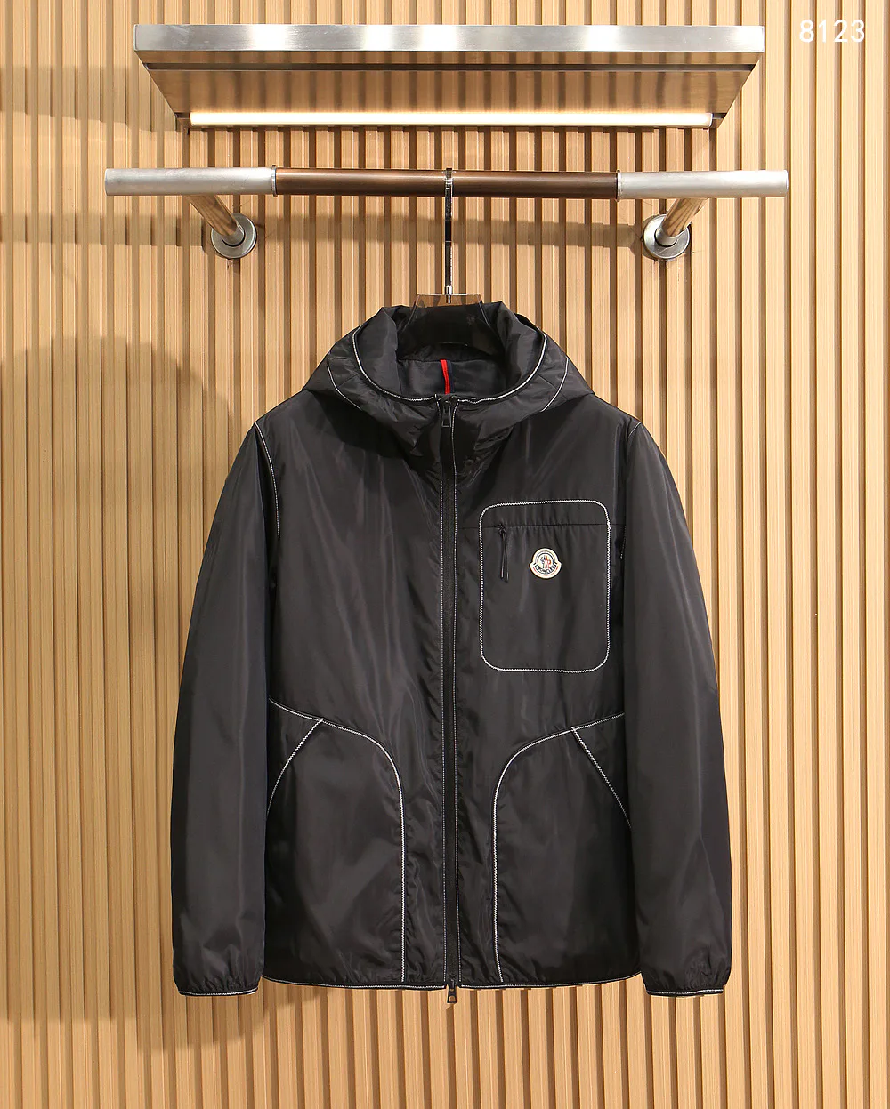 Men's Jackets And Down Jackets MONCLER 18157379