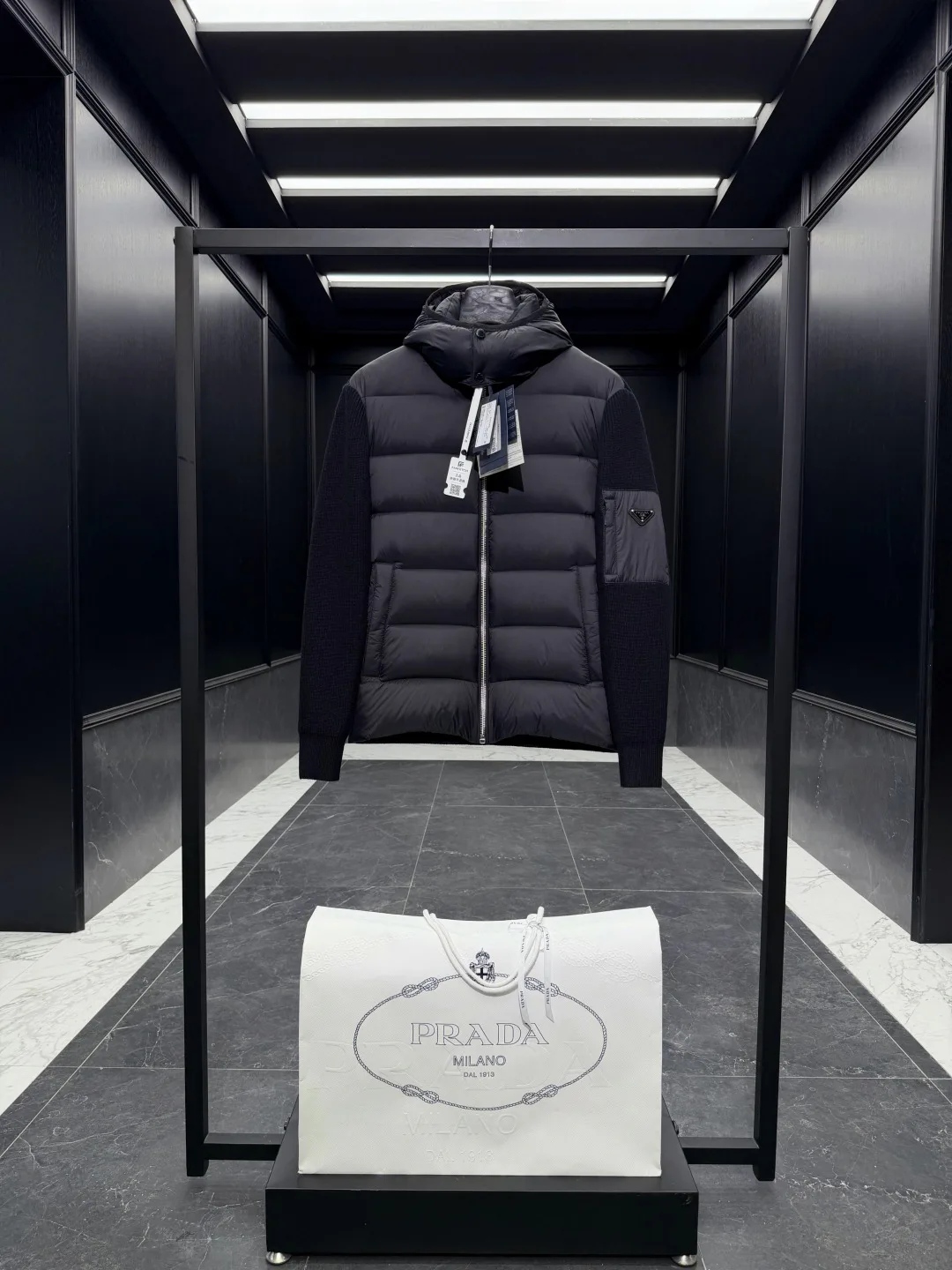 Women's Jackets And Down Jackets PRADA 18416871