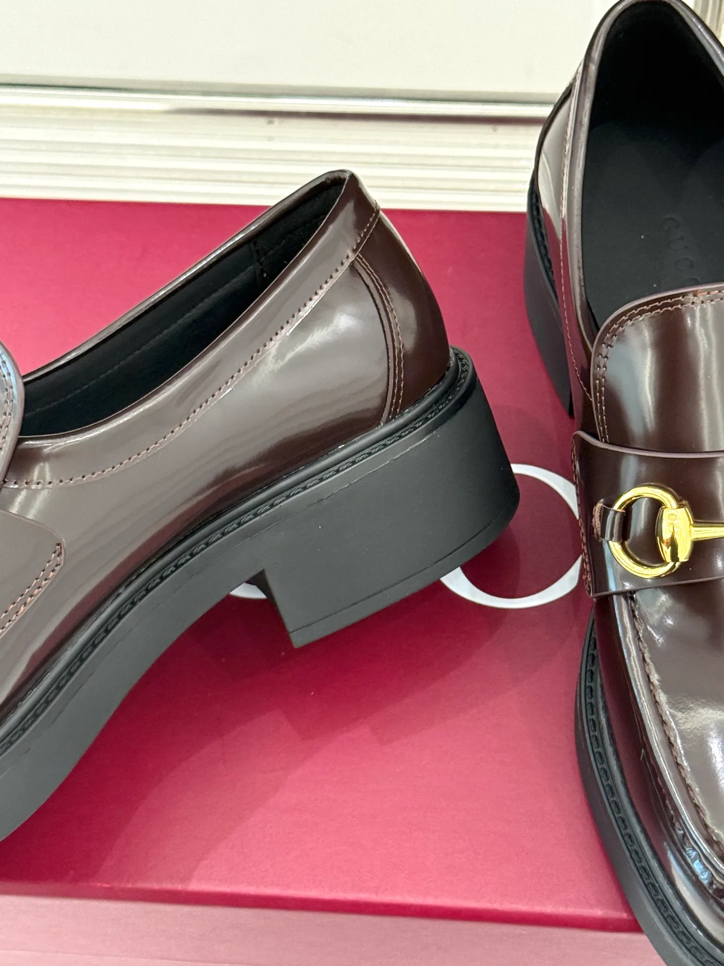 Women's Loafers And Moccasins GUCCI 18092028