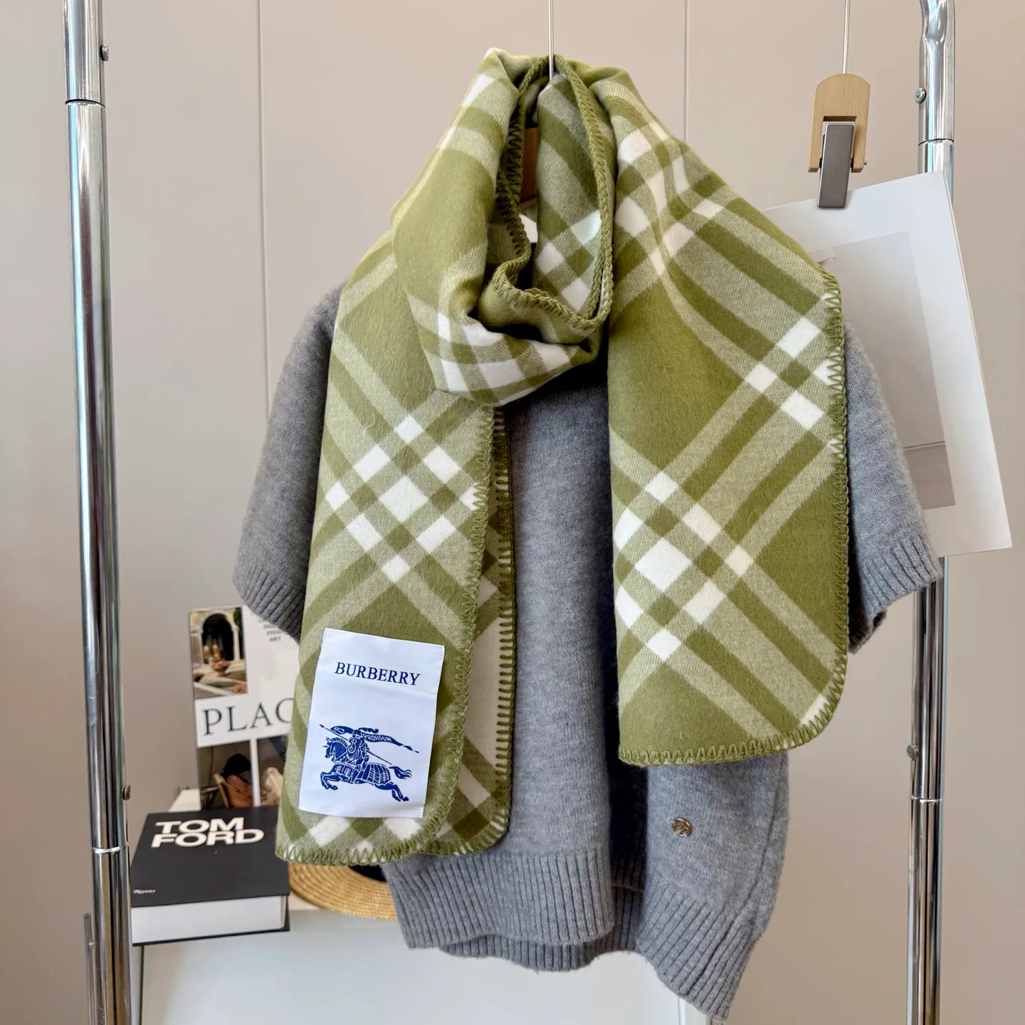 Scarves BURBERRY 18002974