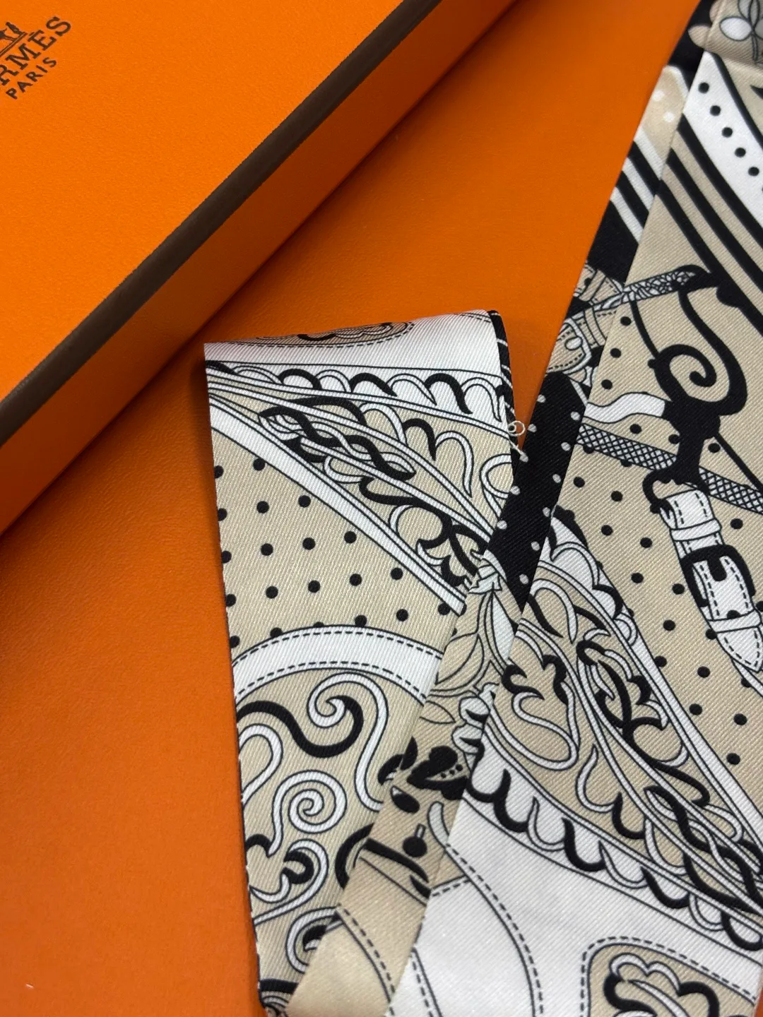 Silk Scarves HERMES 18127264
