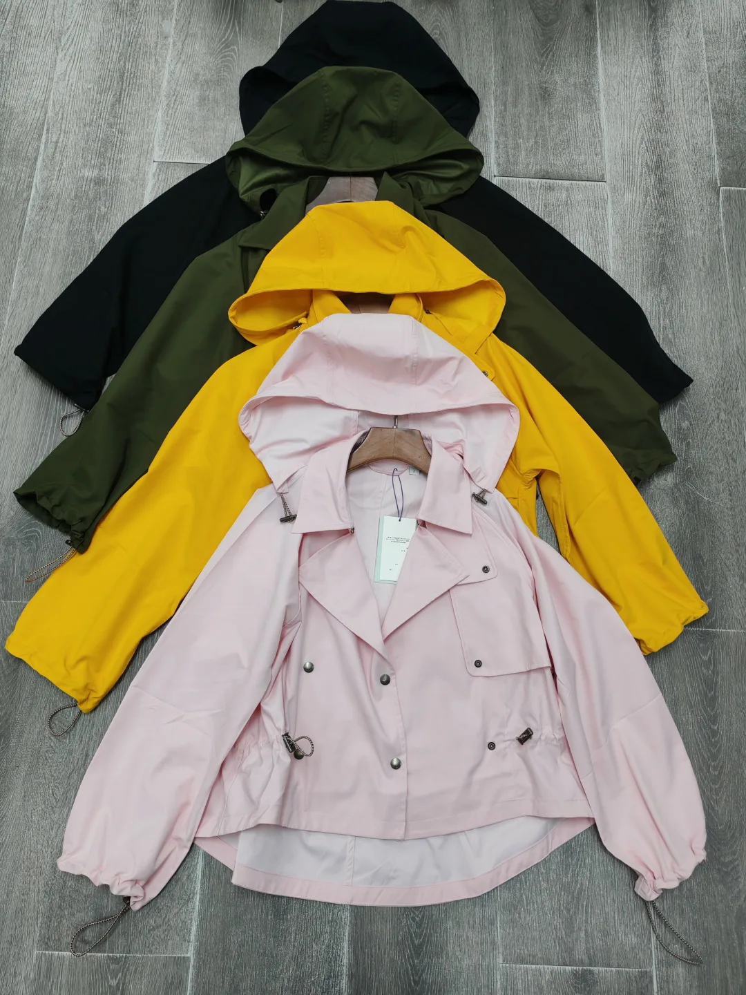 Women's Jackets And Down Jackets BURBERRY 17998524