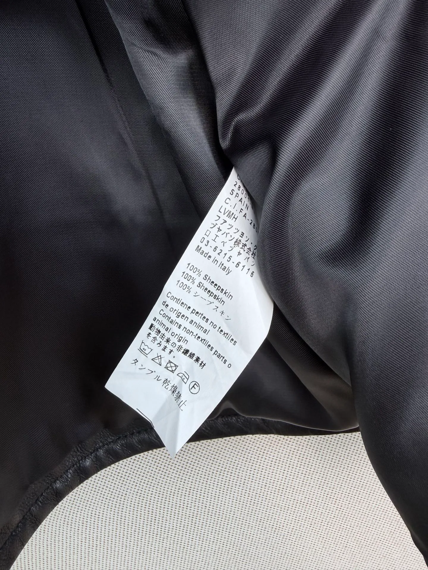 Women's Leather Jackets And Sheepskin Coats LOEWE 18455196