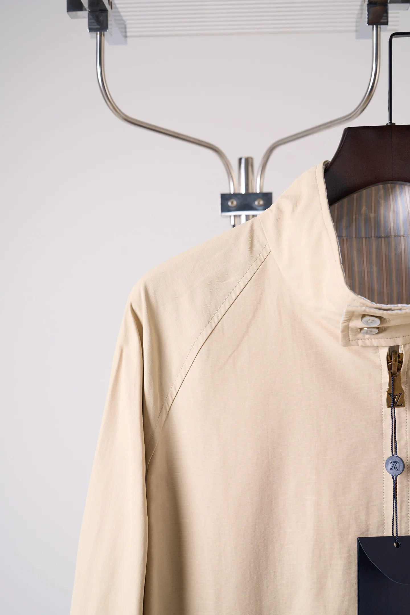 Men's Jackets And Down Jackets LOUIS VUITTON 18179061