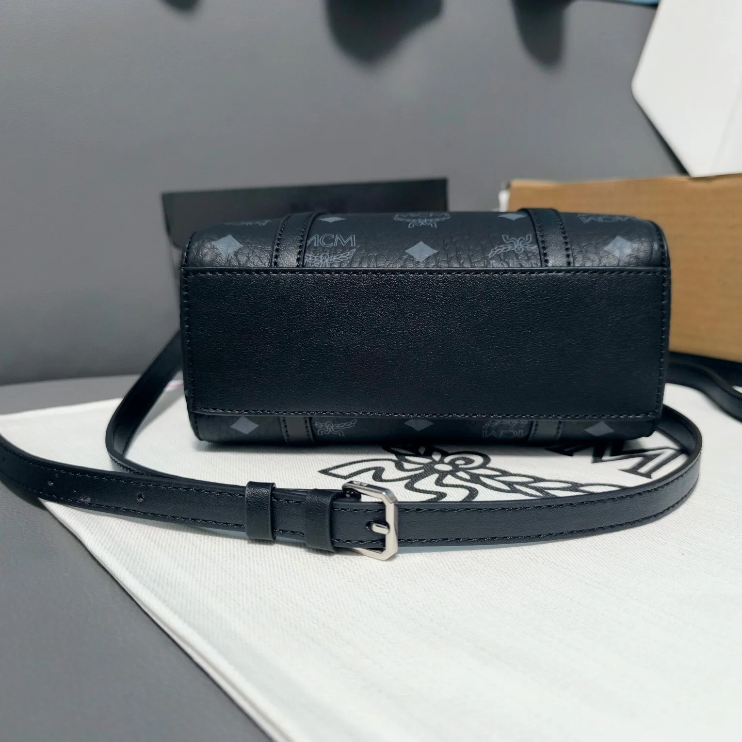 Women's Classic Handbags MCM 17896735