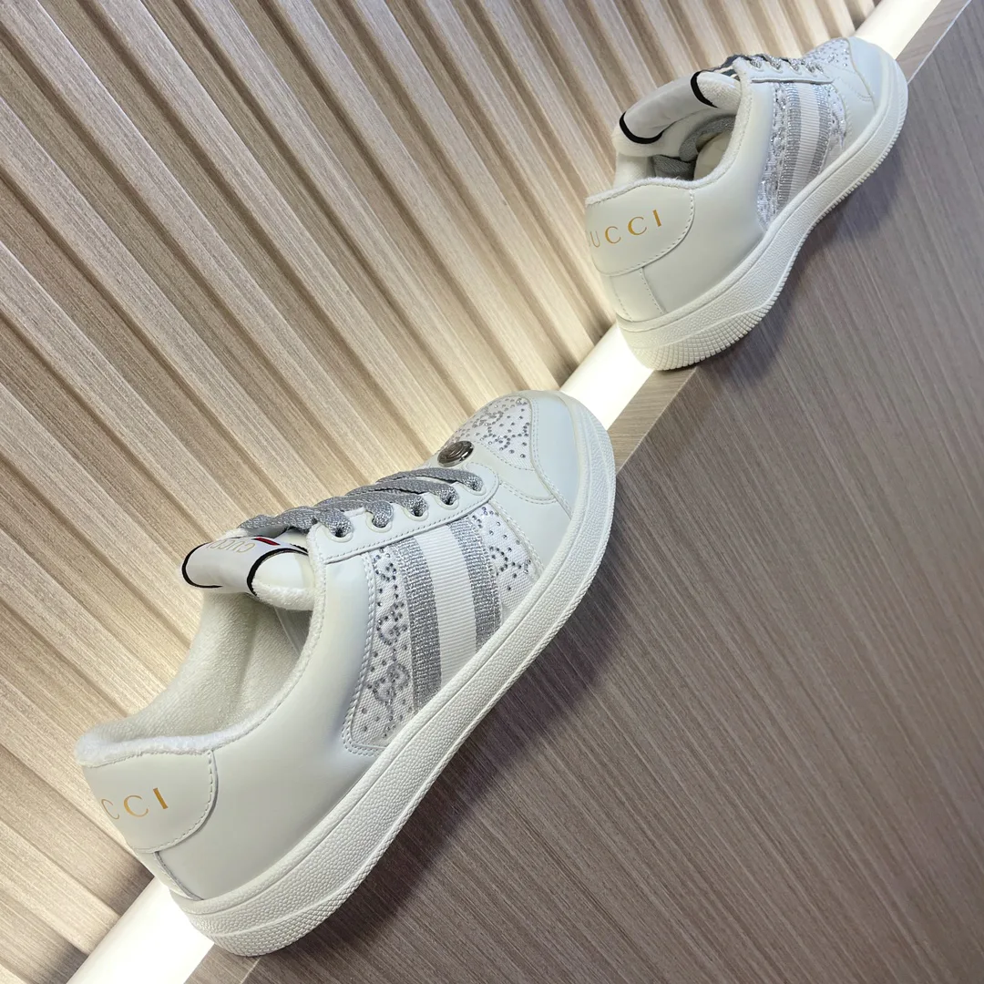 Women's Sneakers GUCCI 18011366