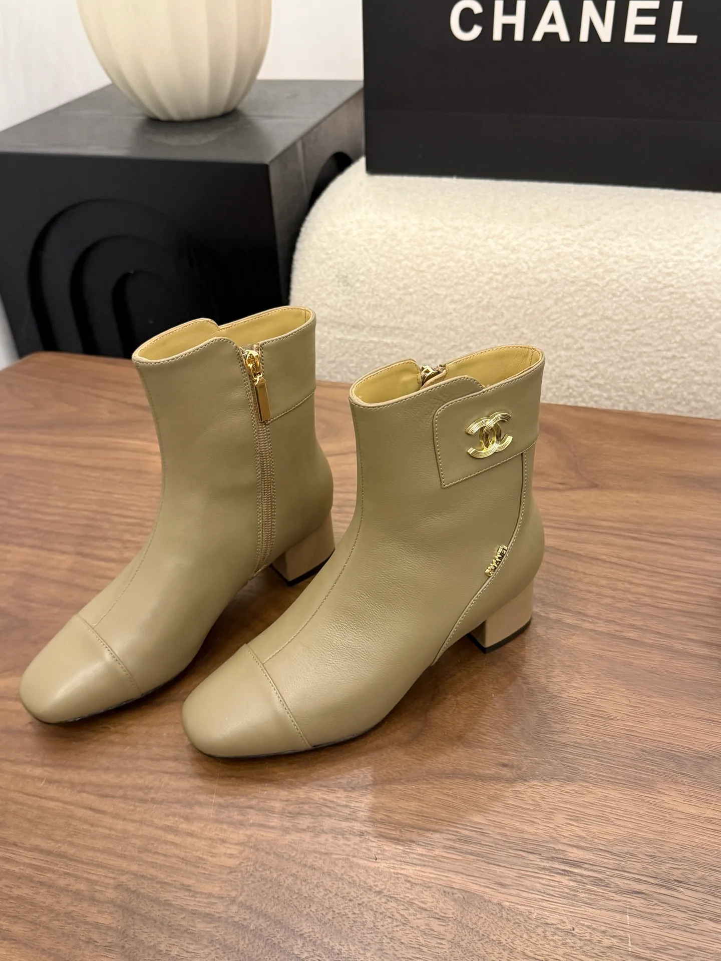 Women's Booties CHANEL 18323351