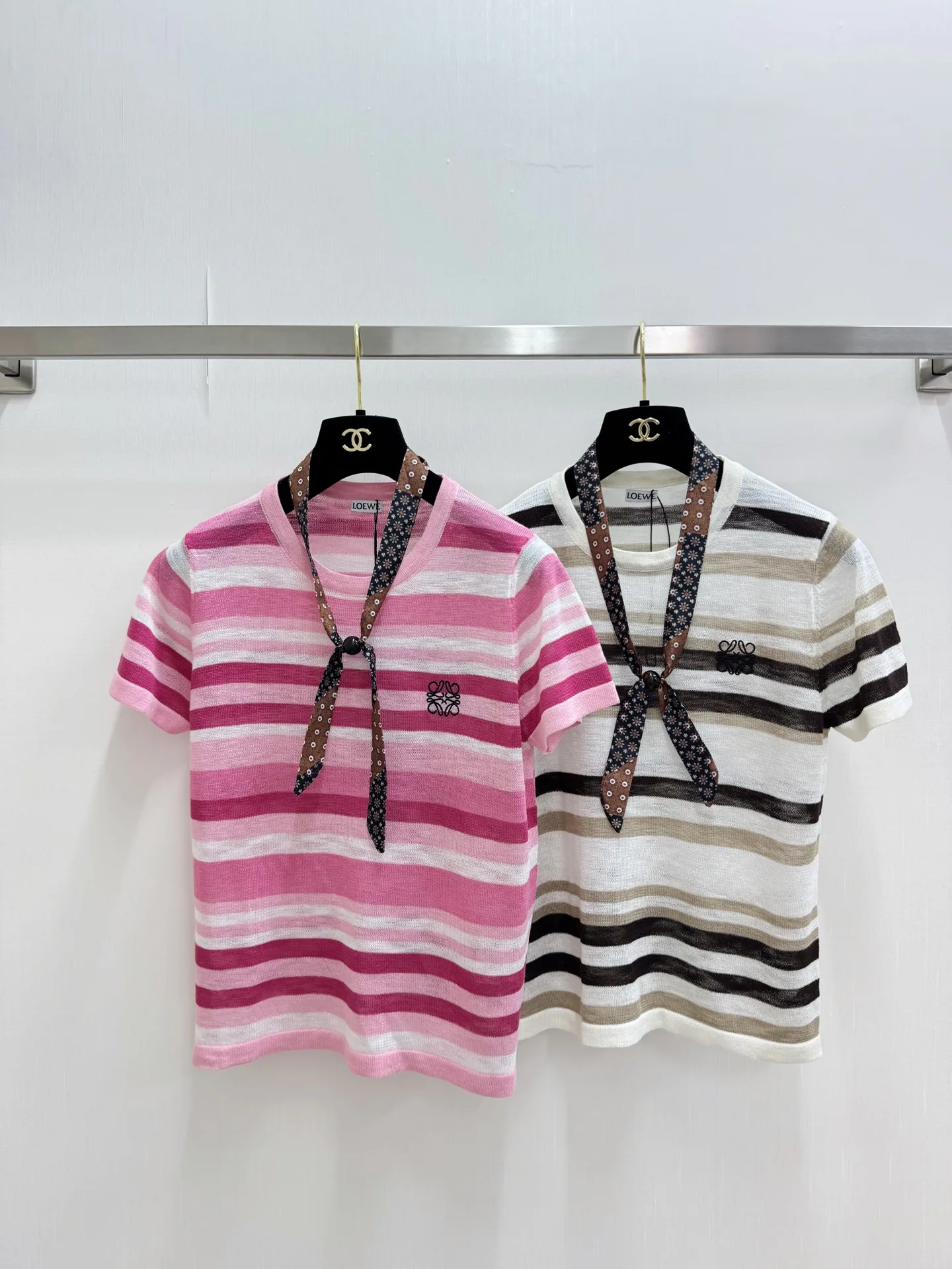 Women's T-Shirts LOEWE 17098955