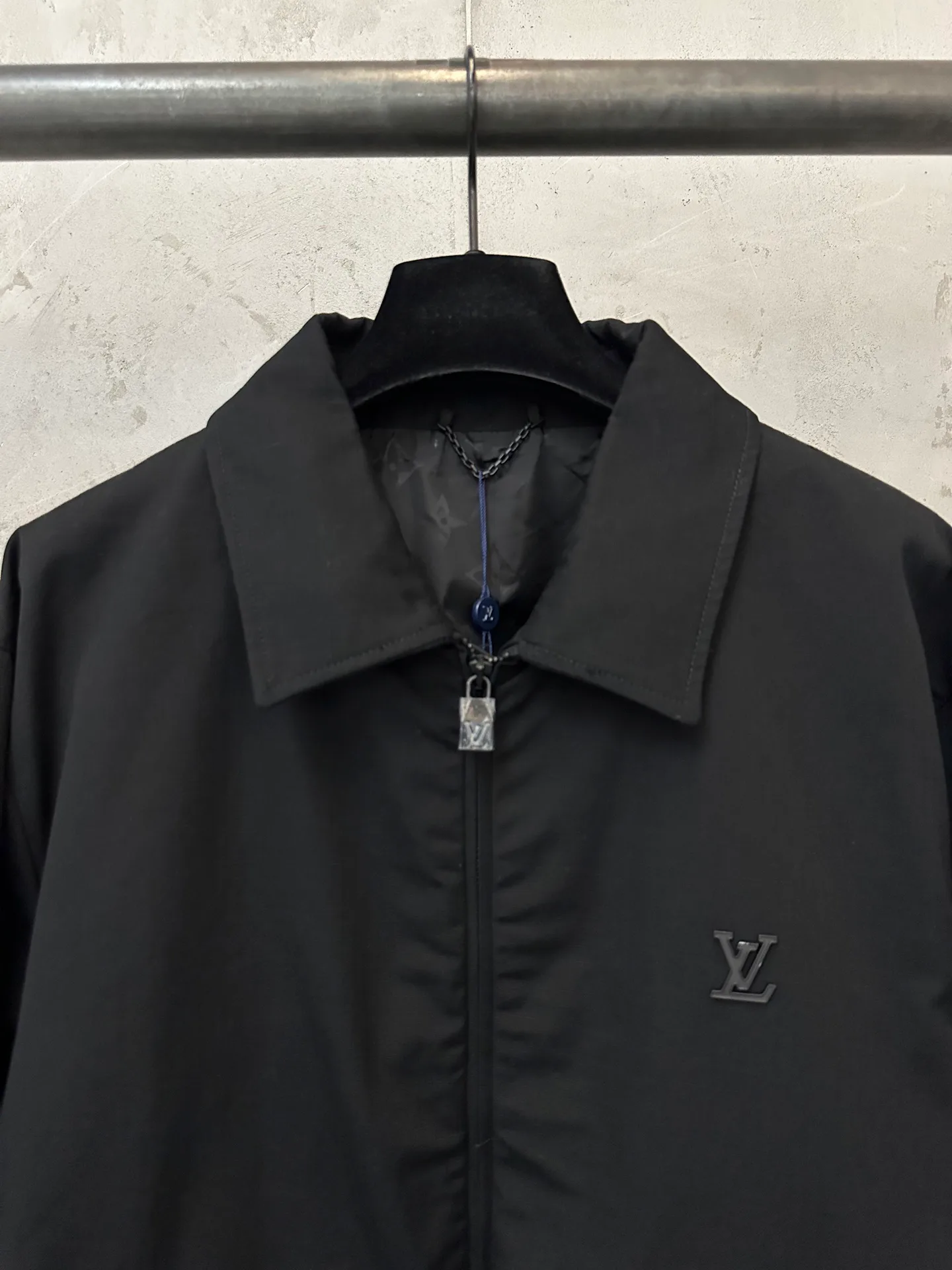 Men's Jackets And Down Jackets LOUIS VUITTON 17874928