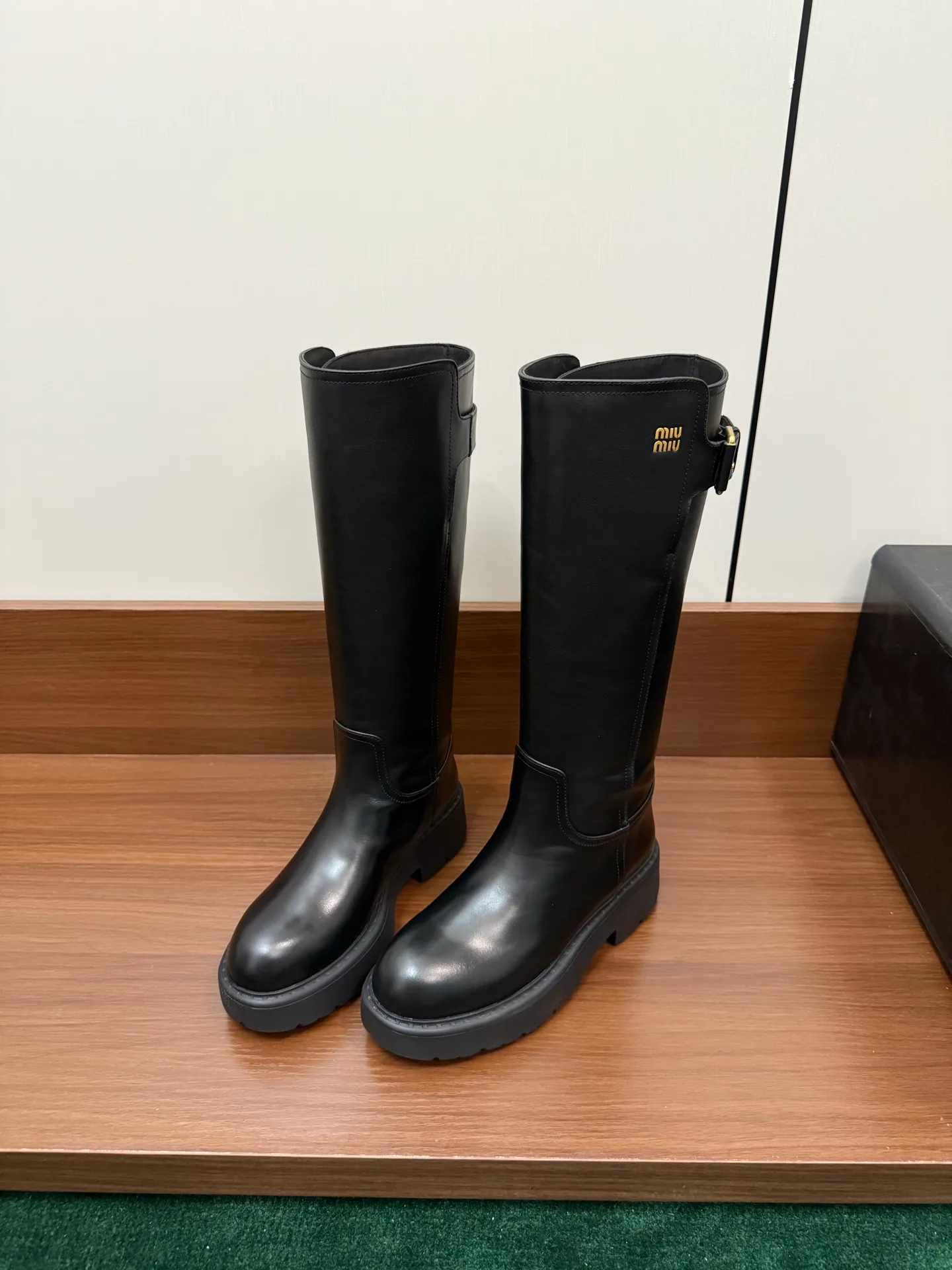Women's Boots MIU MIU 18092561
