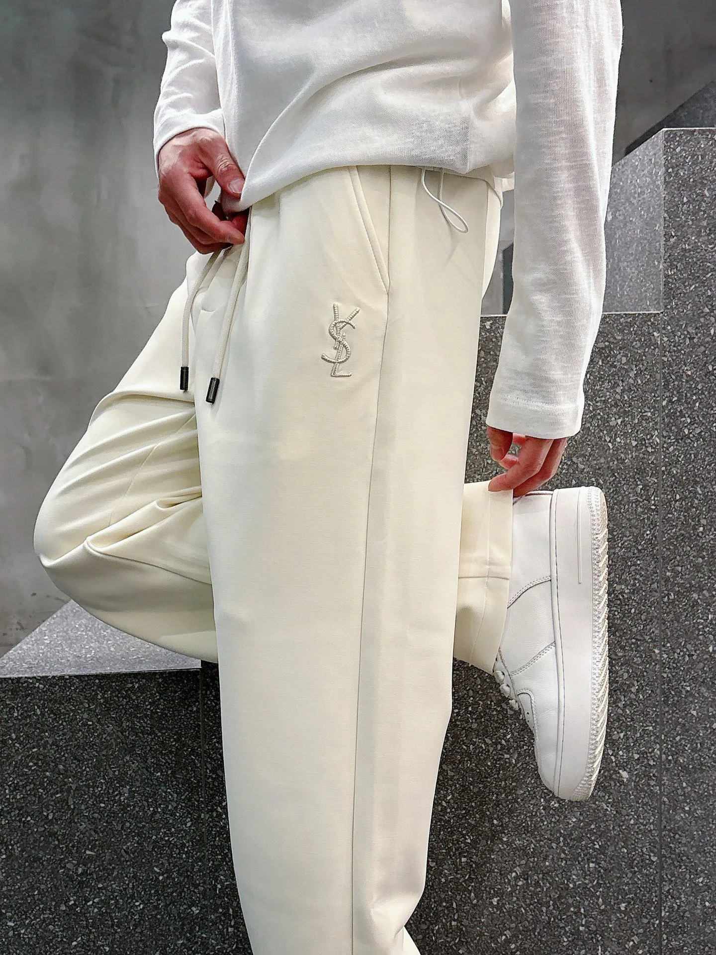 Брюки Мужские Saint Laurent 18596872