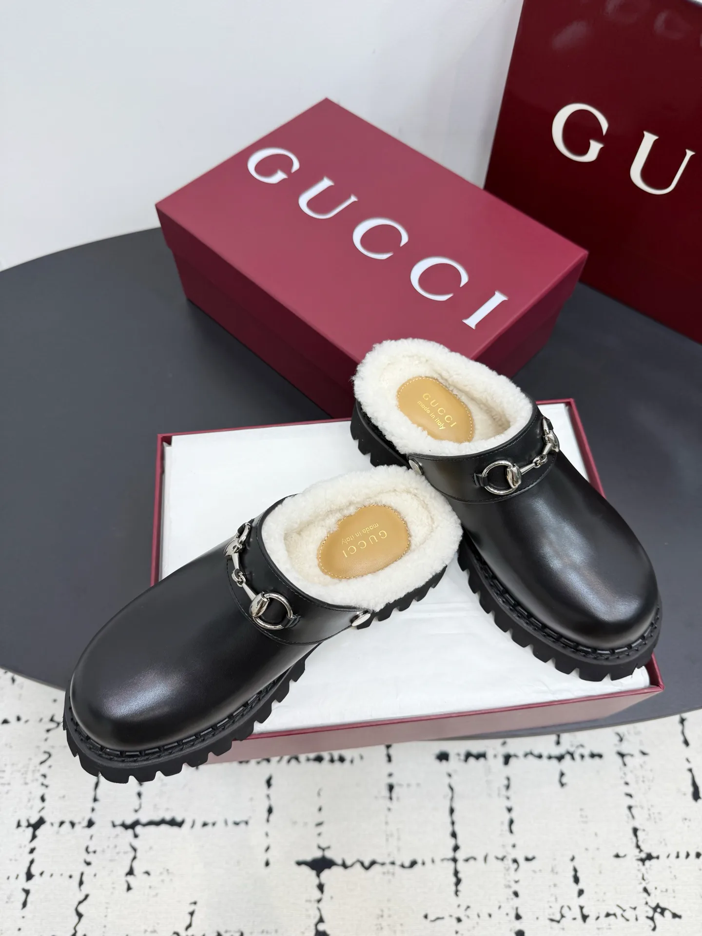 Women's Mules And Clogs GUCCI 18393361