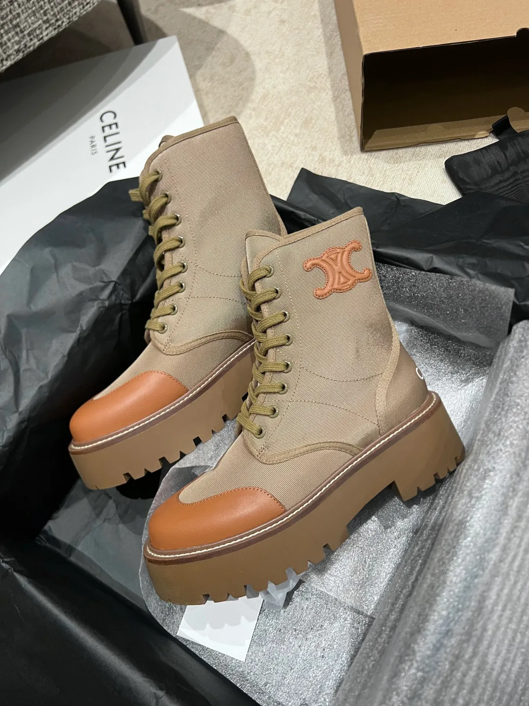 Women's Ankle Boots CELINE 18152192