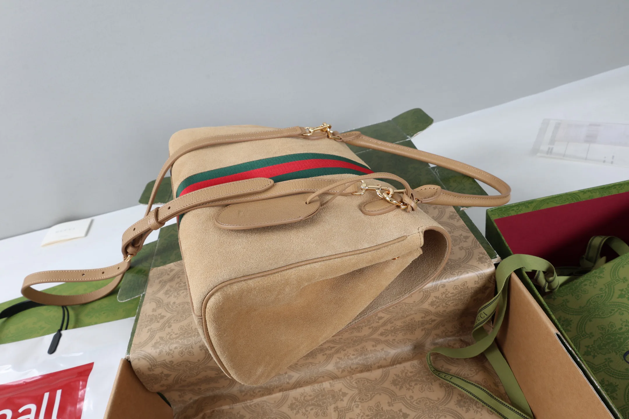 Women's Classic Handbags GUCCI 18250566