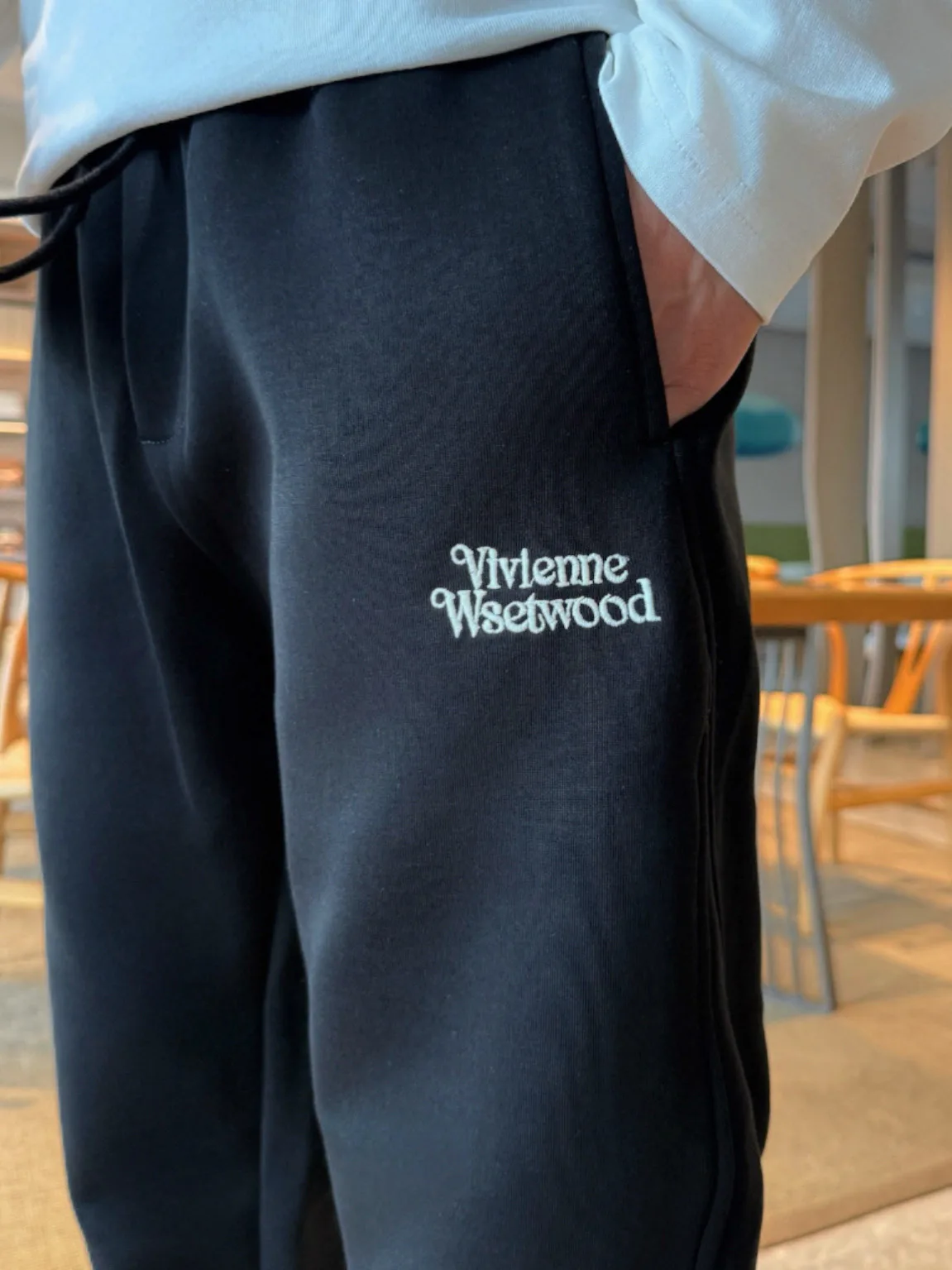 Men's Trousers VIVIENNE WESTWOOD 18345718