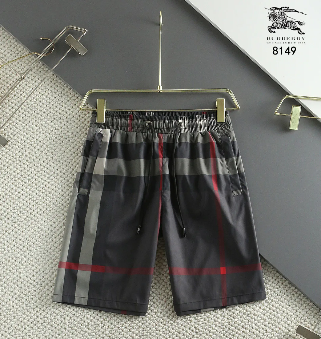 Men's Shorts BURBERRY 18000495