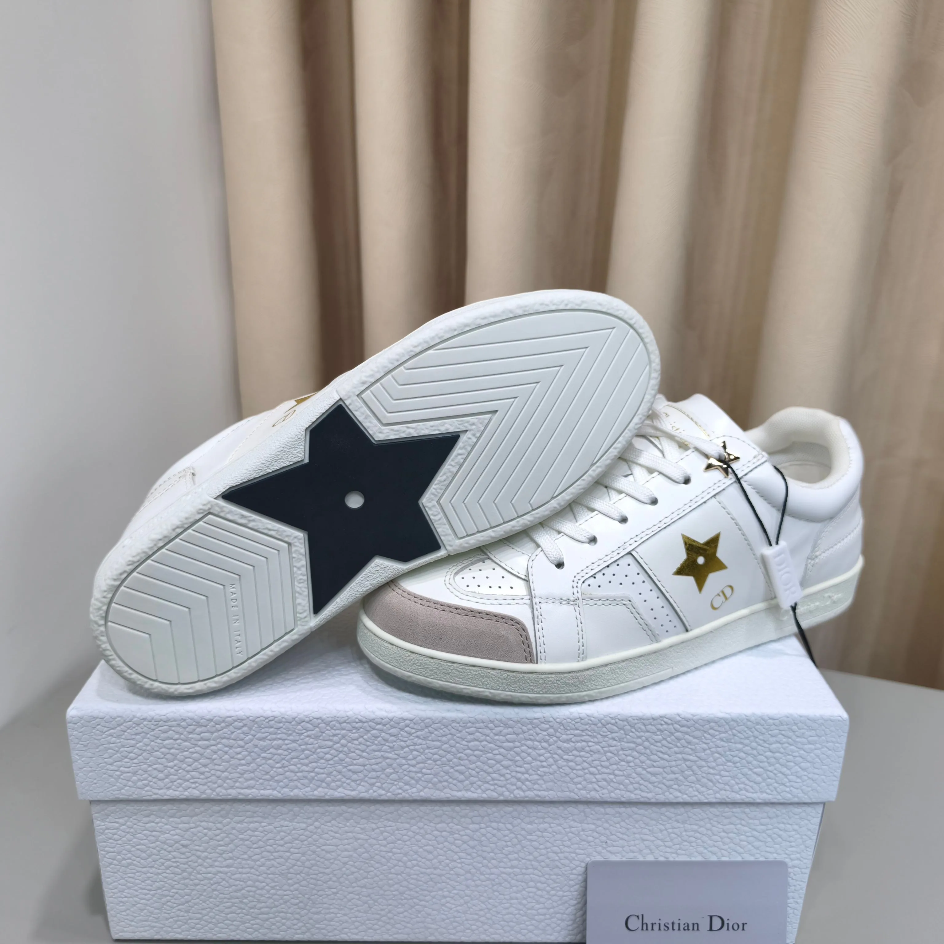 Women's Sneakers CHRISTIAN DIOR 17988722