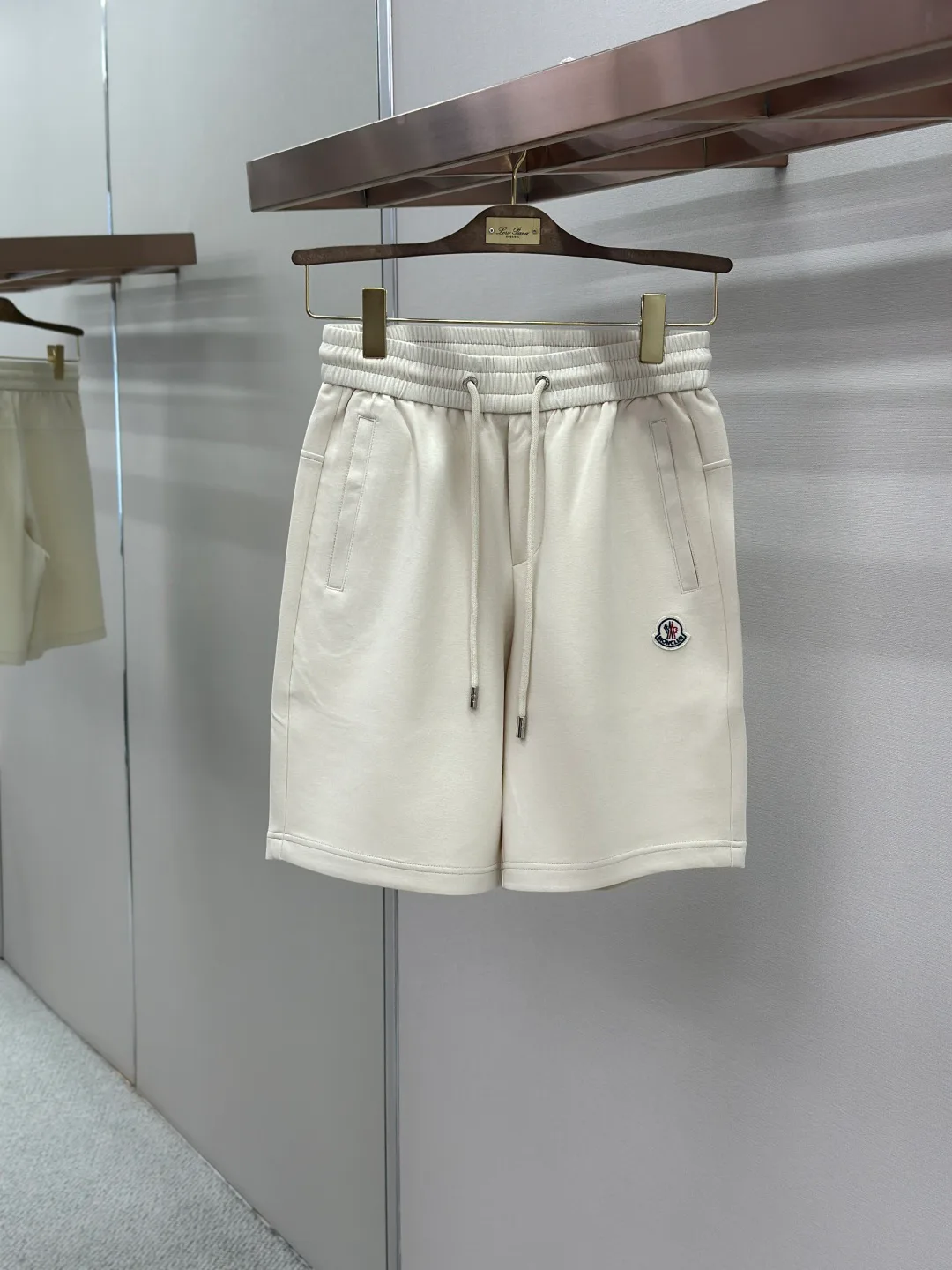 Men's Shorts MONCLER 17468341