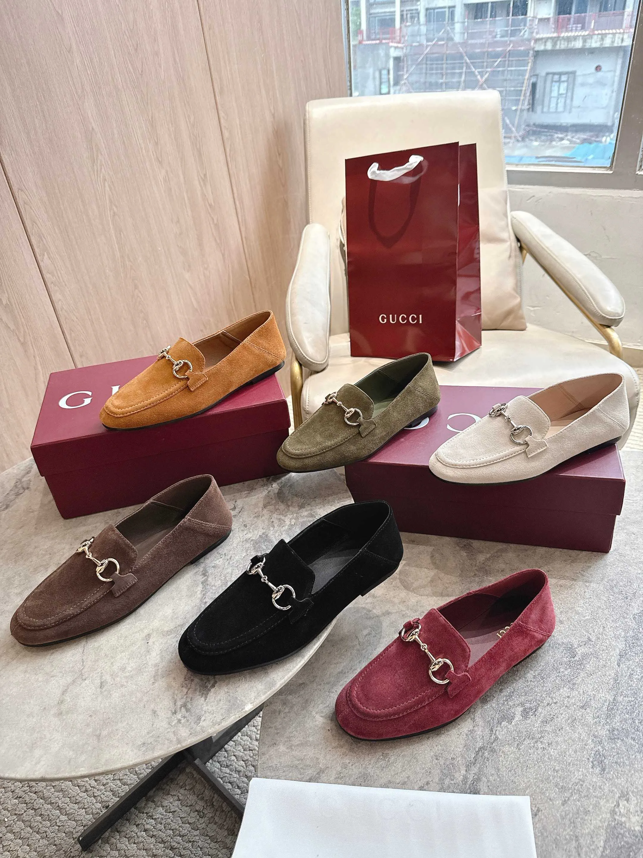 Women's Loafers And Moccasins GUCCI 16915753
