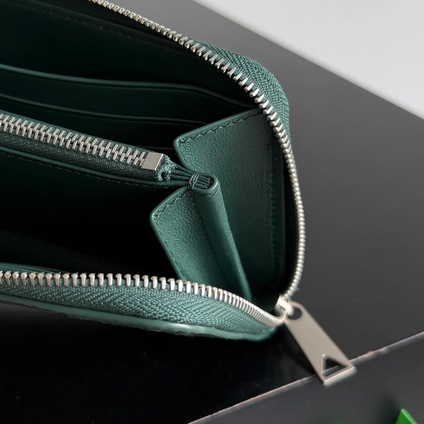 Women's Clutches BOTTEGA VENETA 18215077
