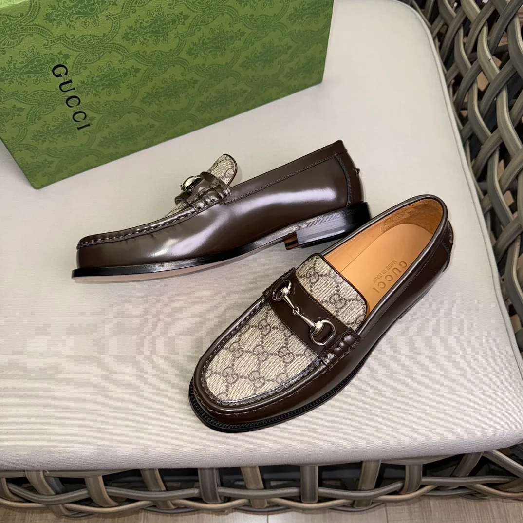 Men's Loafers And Dress Shoes GUCCI 17576634