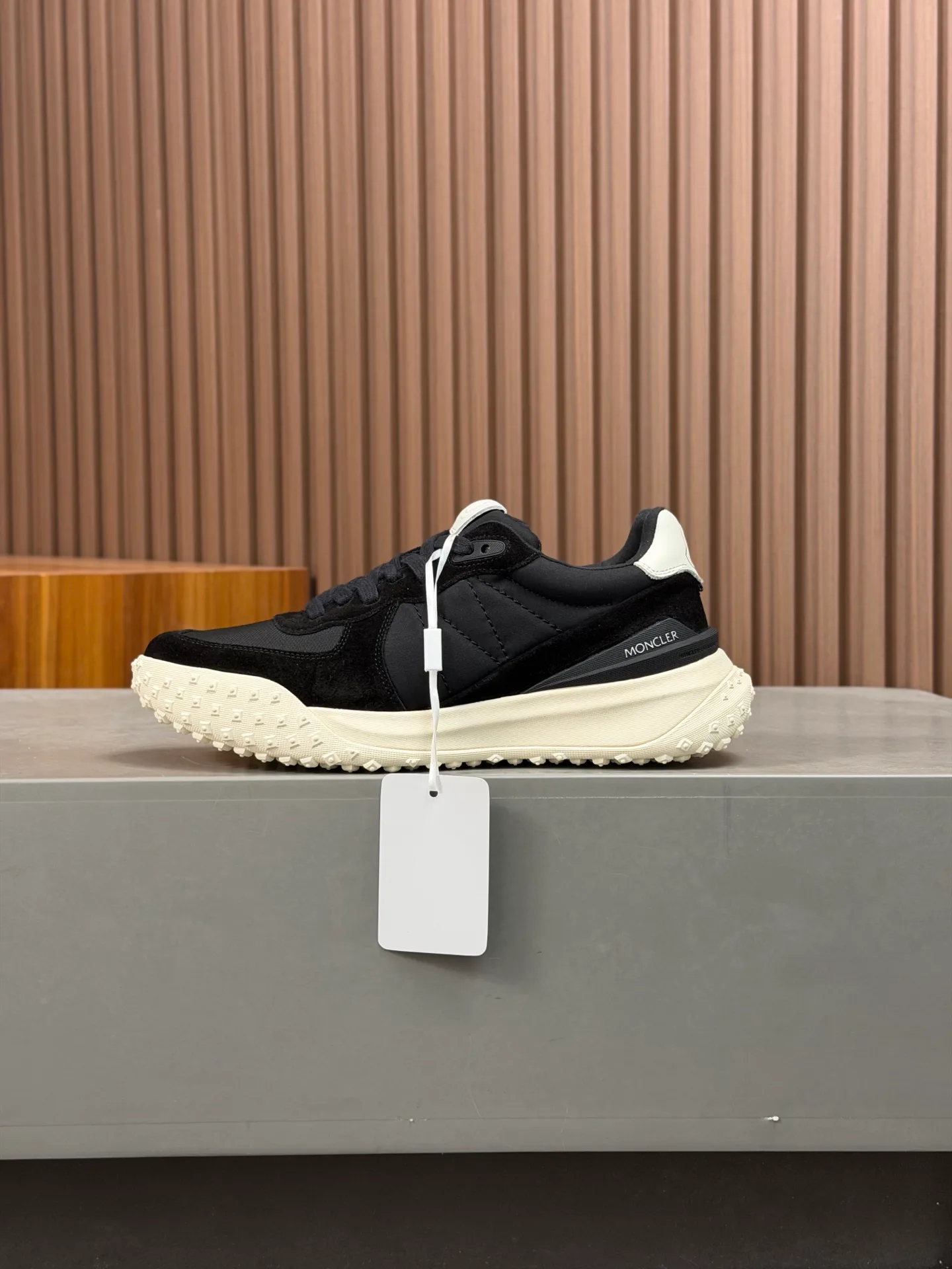 Men's Sneakers MONCLER 18119071