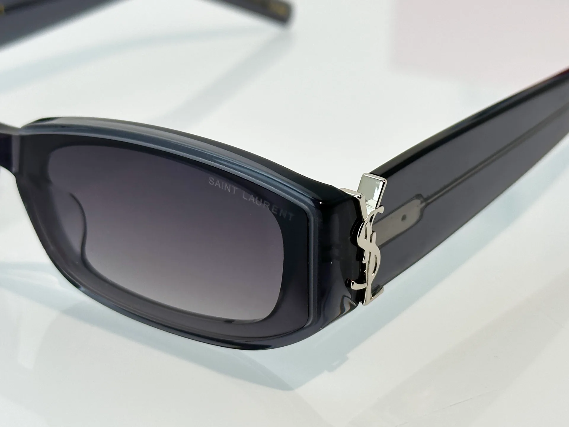 Glasses SAINT LAURENT 18246218