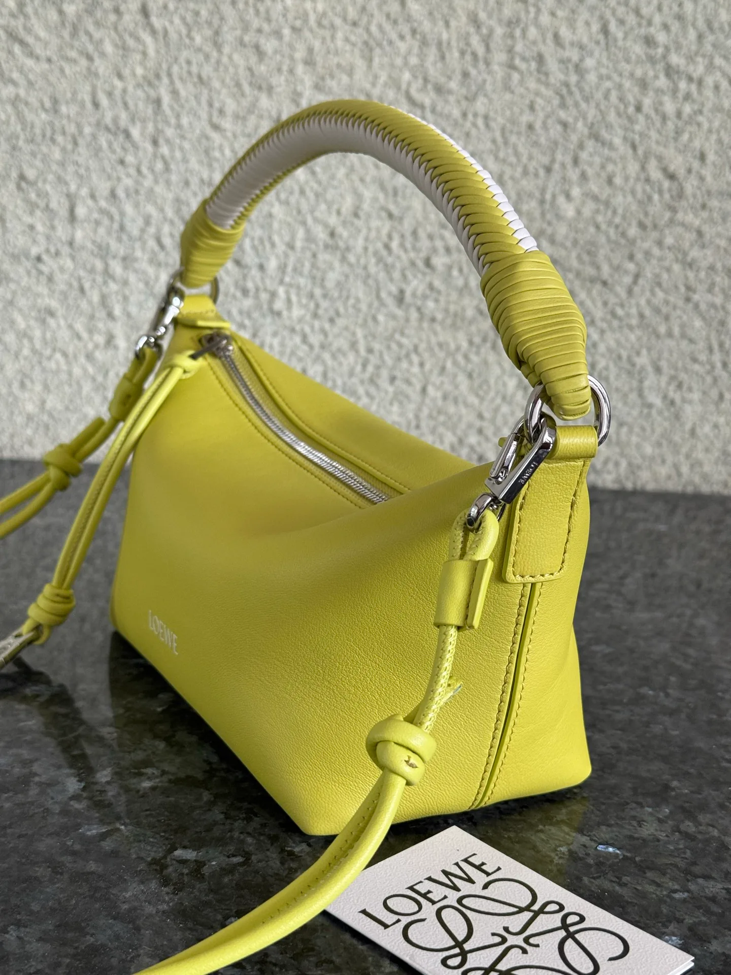 Women's Classic Handbags LOEWE 17839576