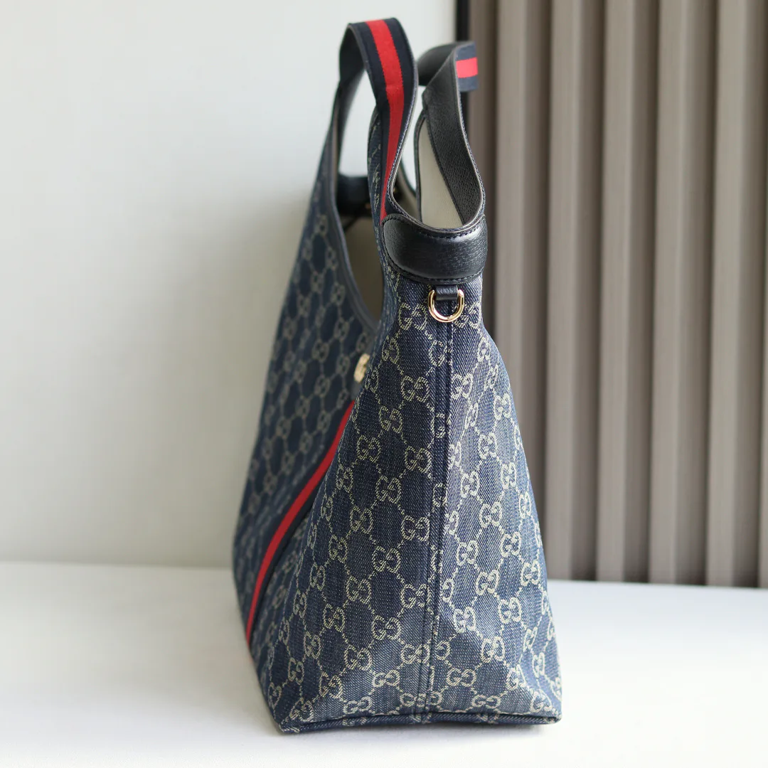 Women's Classic Handbags GUCCI 18262394