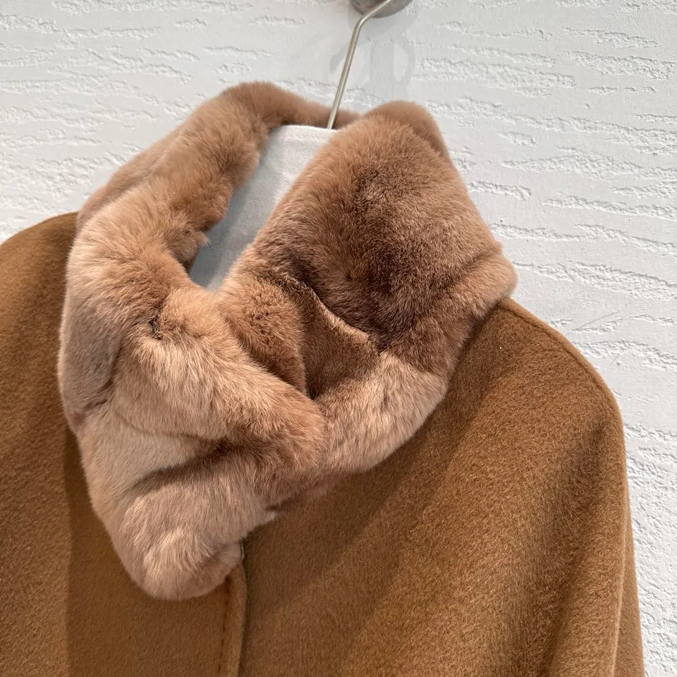 Women's Coats LORO PIANA 18456347