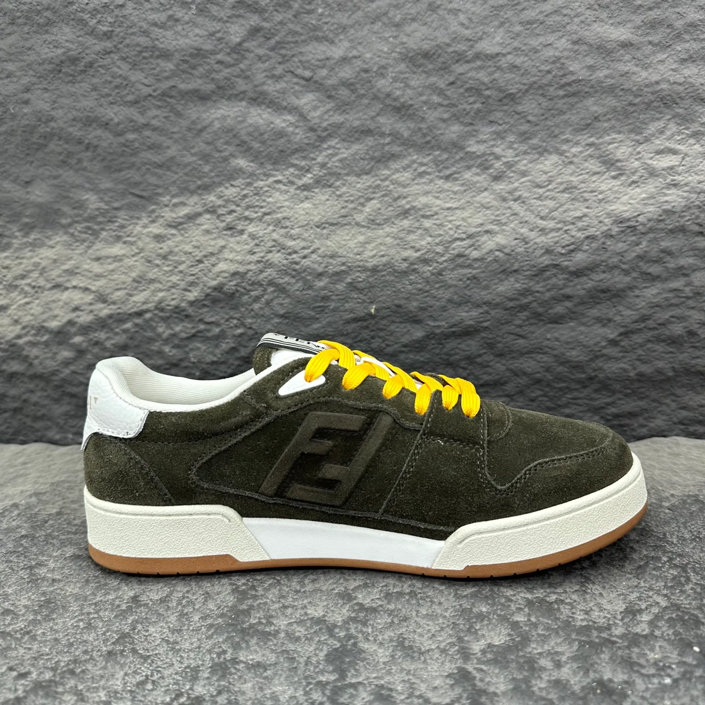 Men's Sneakers FENDI 18154159