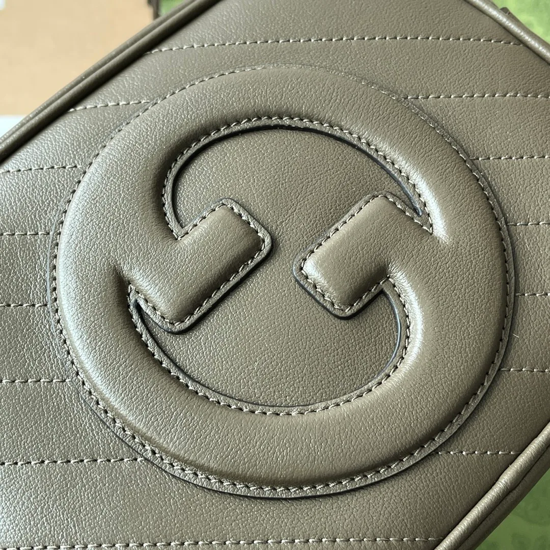 Women's Classic Handbags GUCCI 18361942