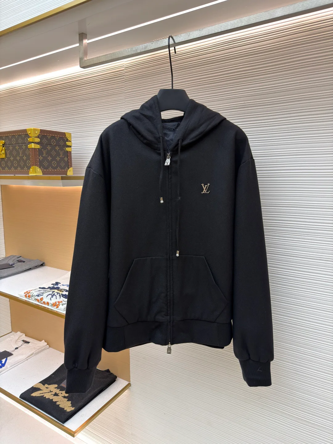 Men's Jackets And Down Jackets LOUIS VUITTON 17480623