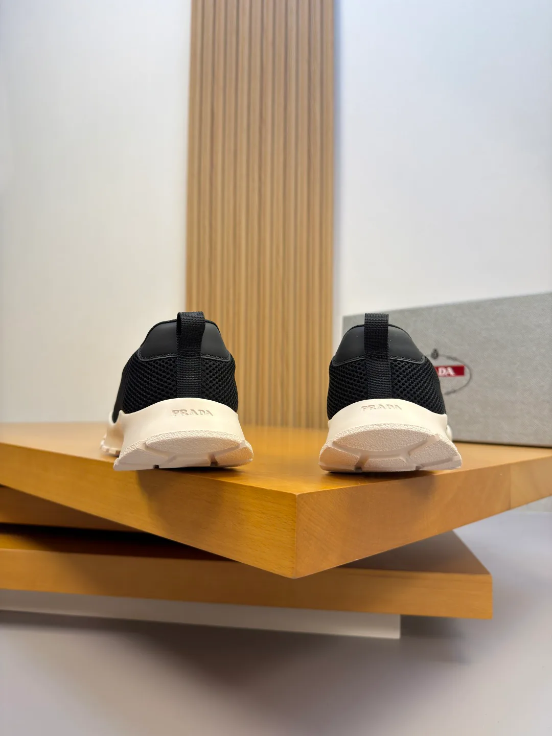 Men's Sneakers PRADA 17368532