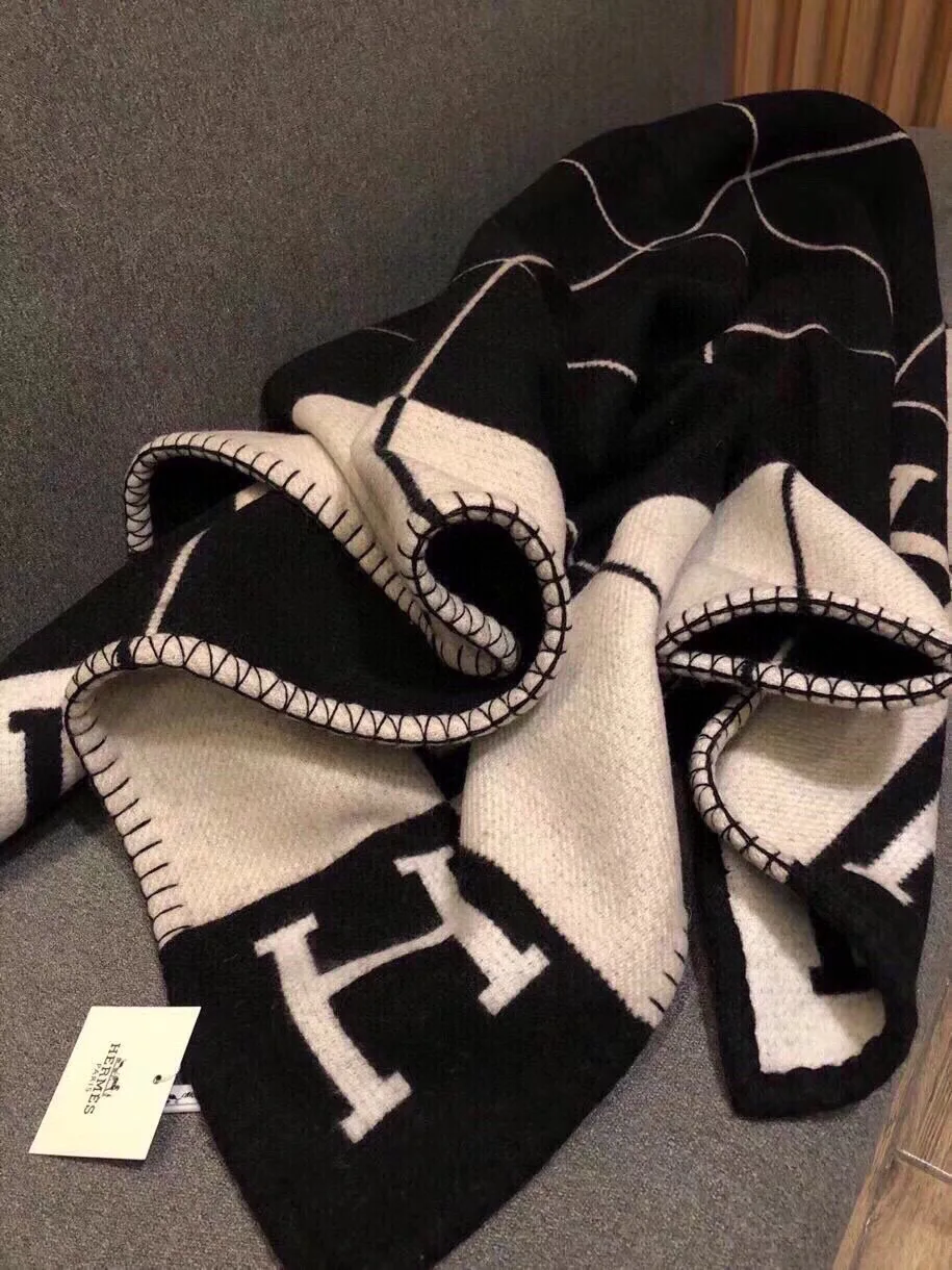 Textiles HERMES 17323837