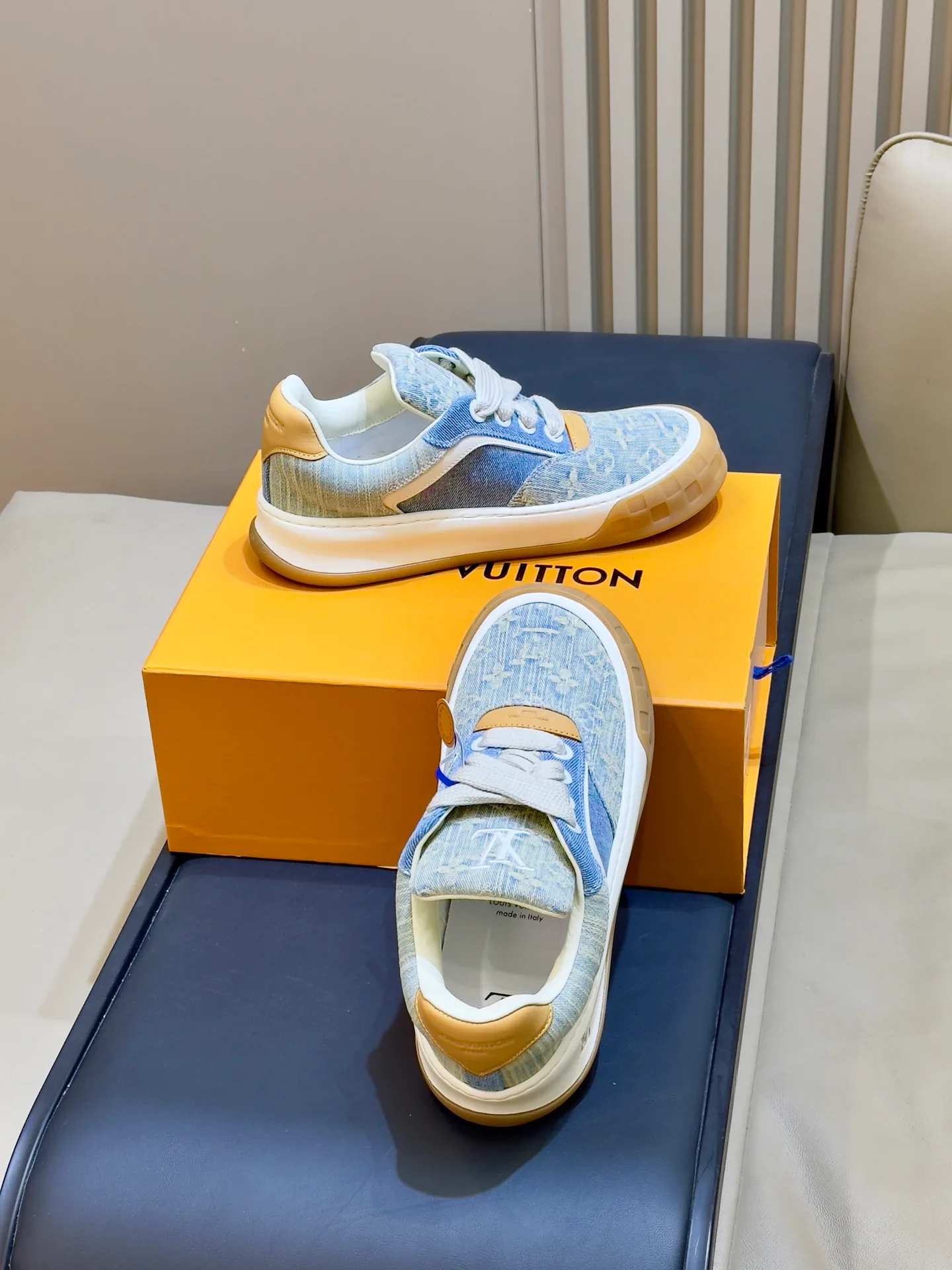 Men's Sneakers LOUIS VUITTON 18073511