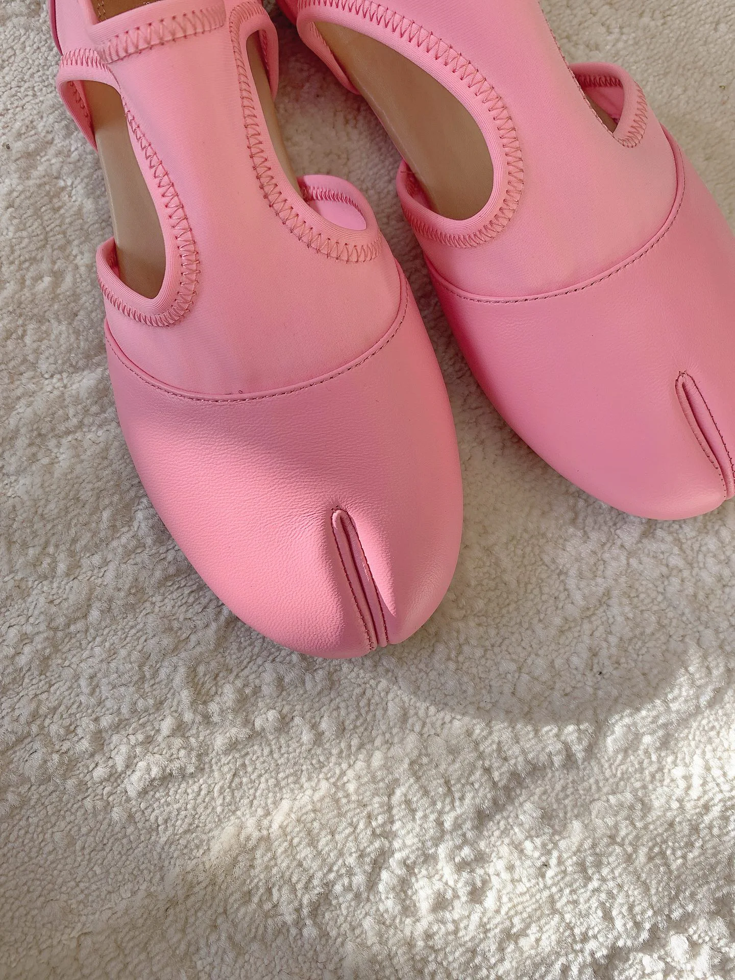 Women's Ballet Flats MAISON MARGIELA 18160072